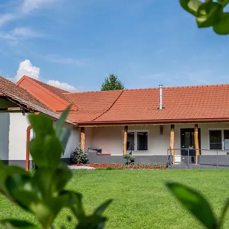 Apartmán Apartma In Wellness Cista Fantazija