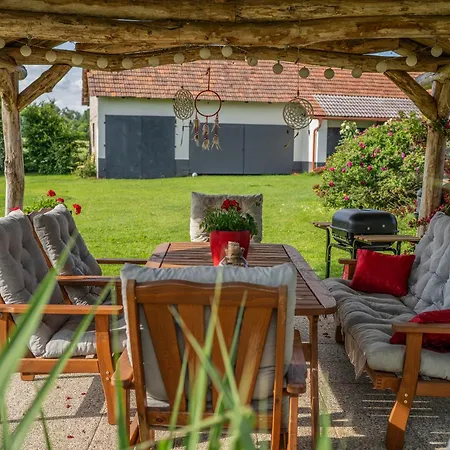 Apartma In Wellness Cista Fantazija