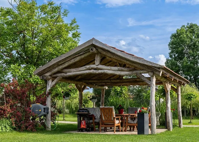 Apartment Apartma In Wellness Cista Fantazija Velika Polana